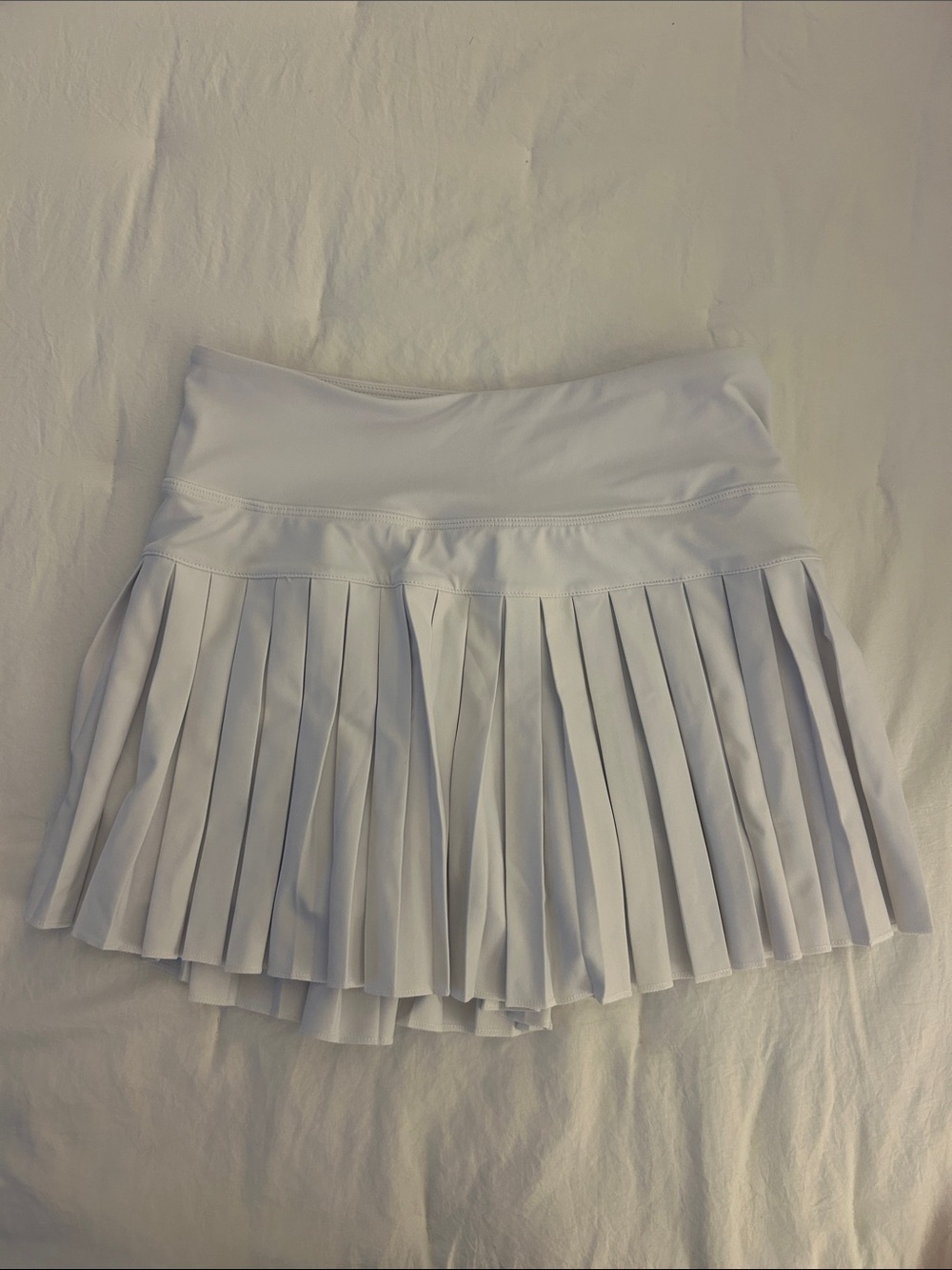White gold hinge athletic skirt